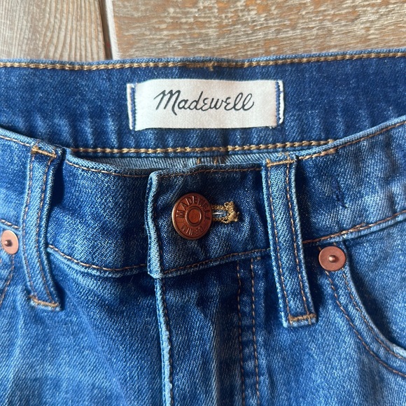 Madewell Hi-Rise Denim Shorts - Picture 2 of 3